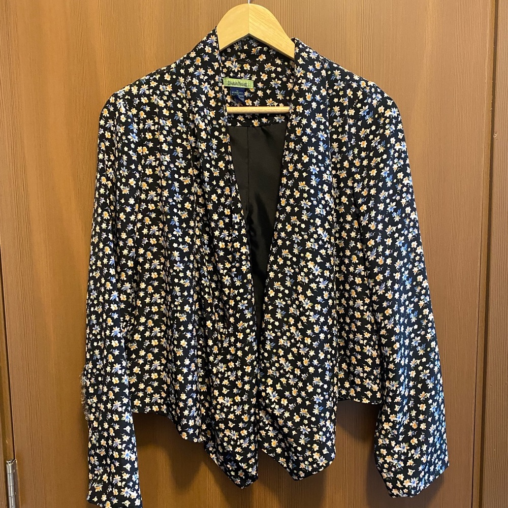 Floral lightweight blazer